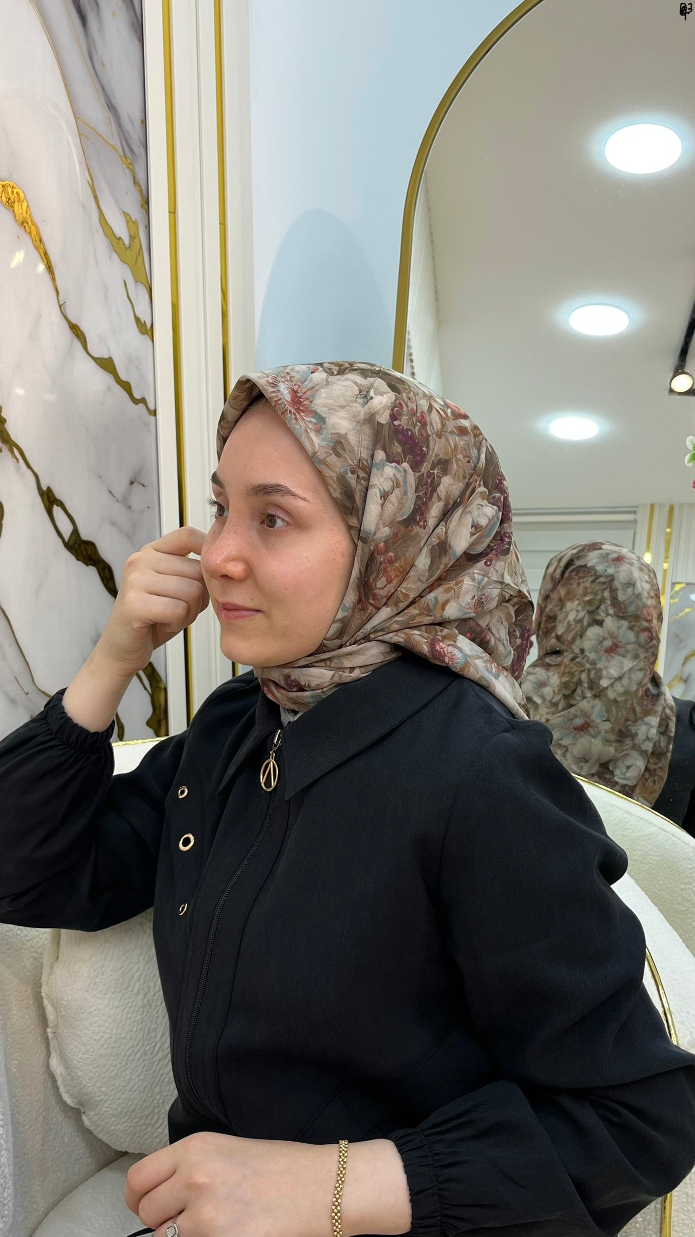 GLAMOURIA PAMUKLU ÇİÇEK DESEN EŞARP 3875