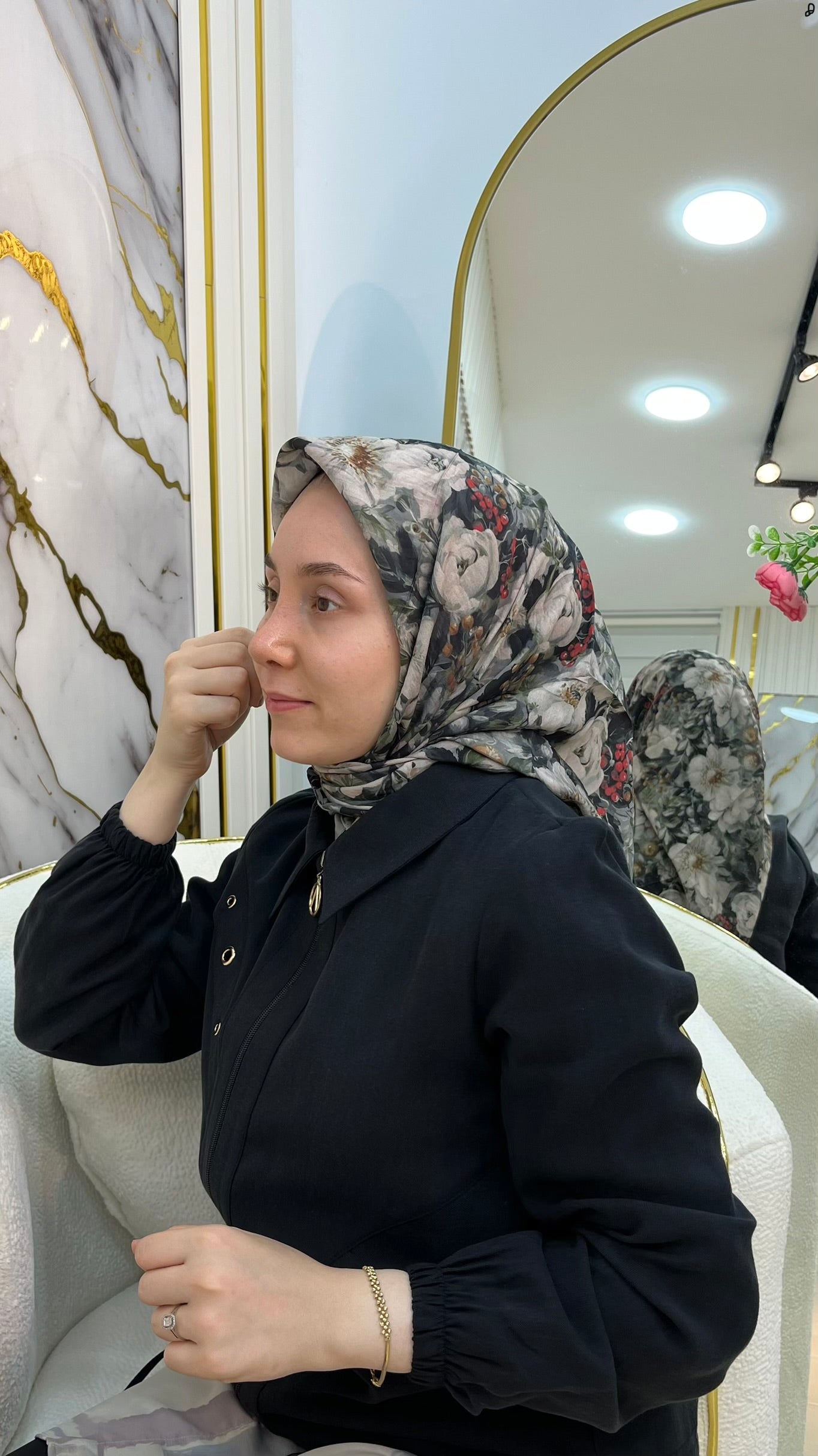 GLAMOURIA PAMUKLU ÇİÇEK DESEN EŞARP 3875