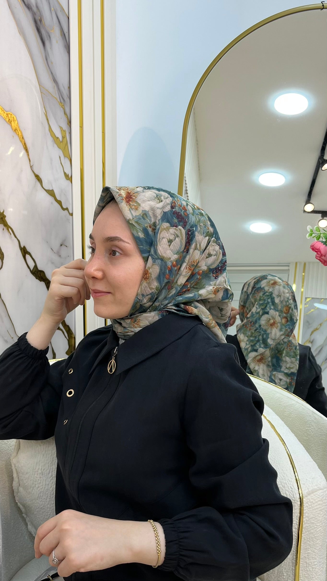 GLAMOURIA PAMUKLU ÇİÇEK DESEN EŞARP 3875