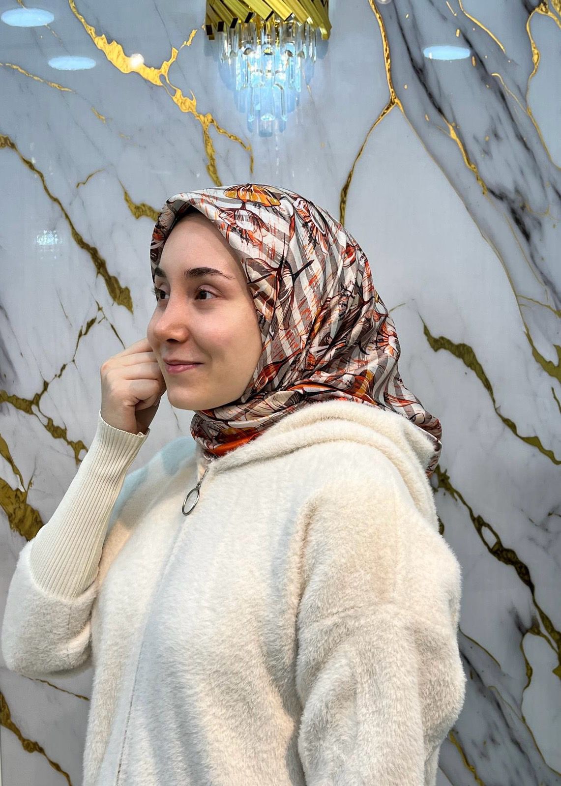 PİCASSO HİBRİT DİGİTAL KRİSTAL EŞARP 3816