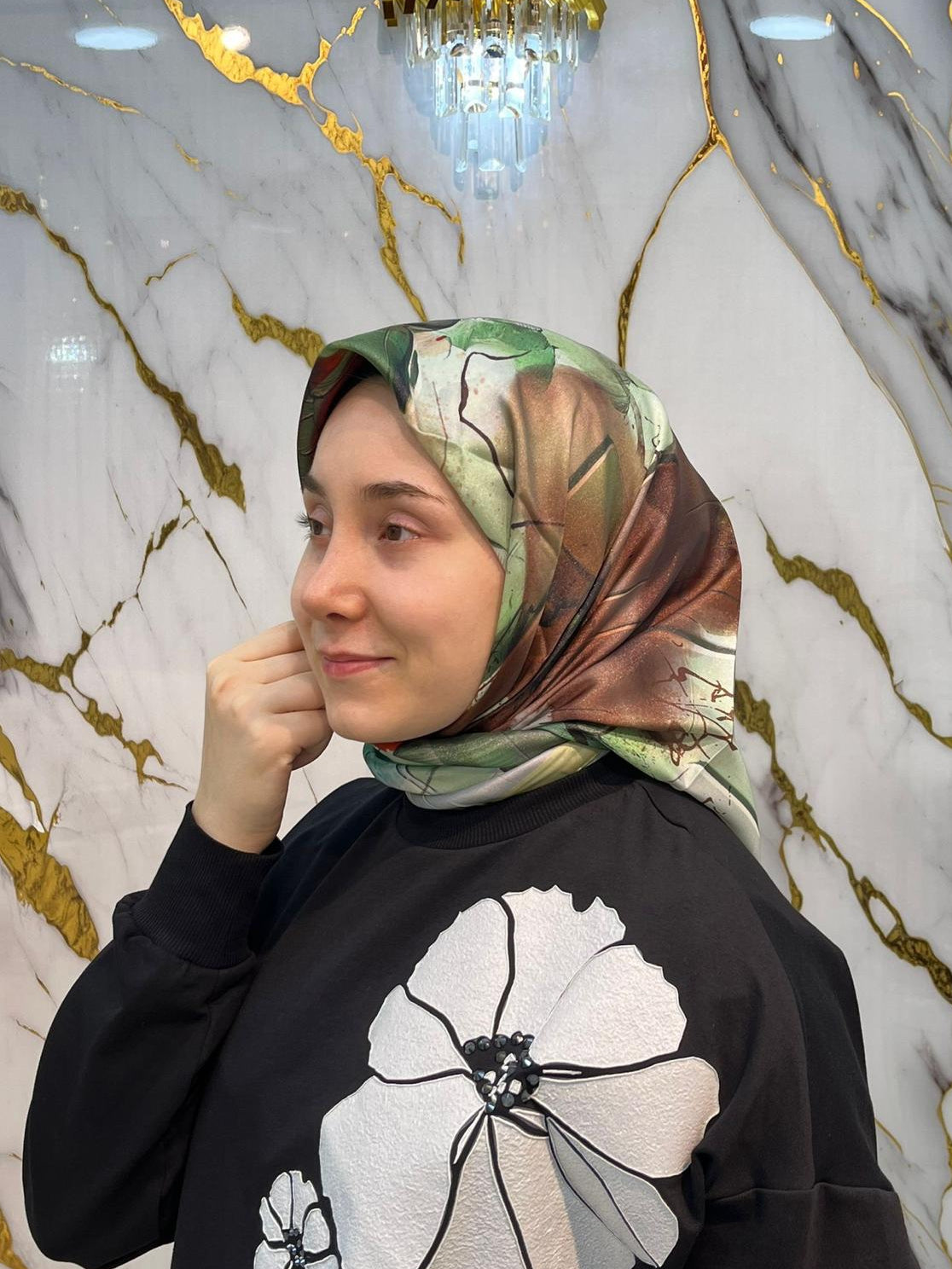 PİCASSO HİBRİT DİGİTAL KRİSTAL EŞARP 3818