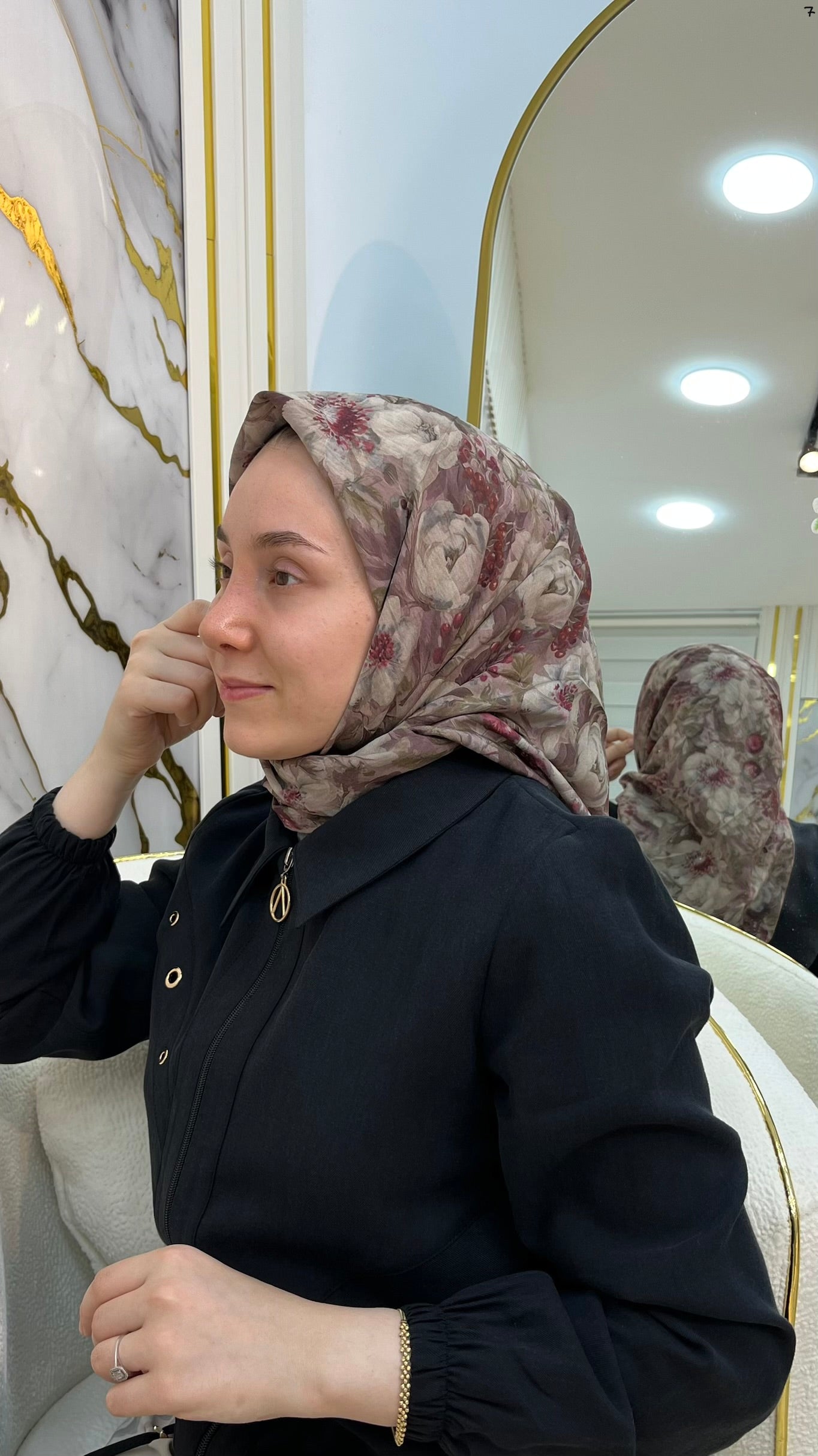 GLAMOURIA PAMUKLU ÇİÇEK DESEN EŞARP 3875
