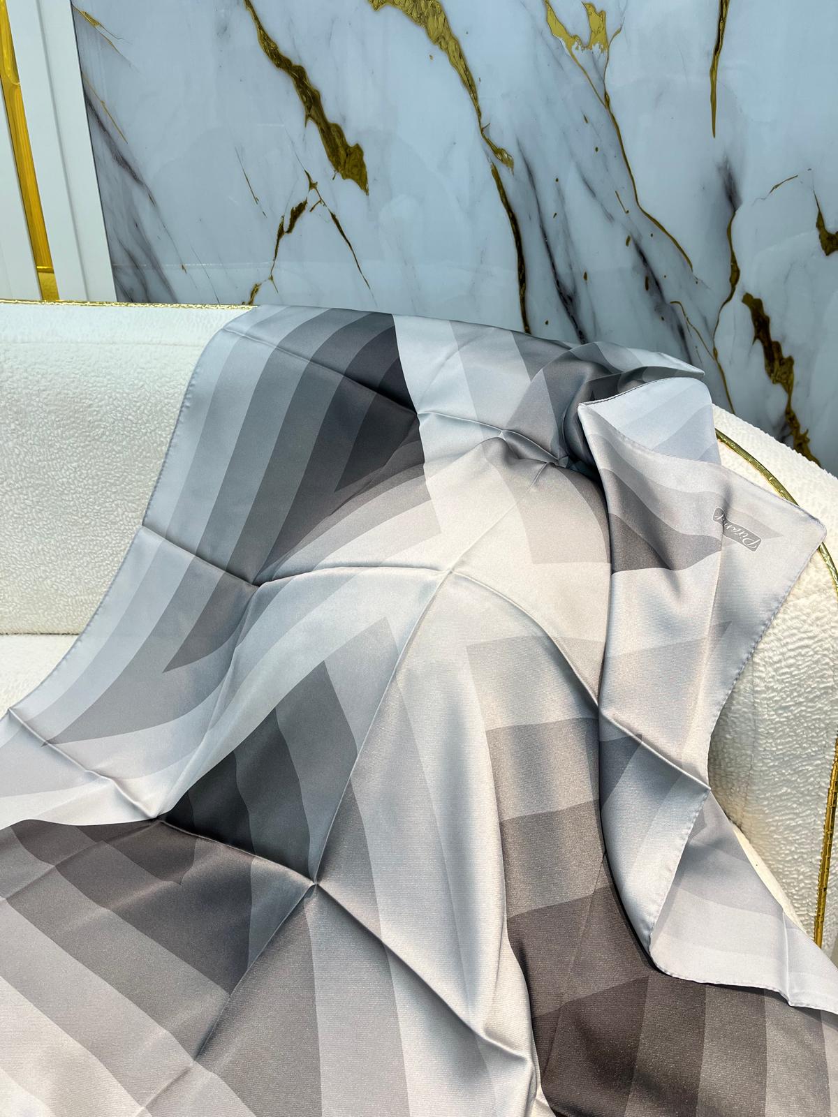 PİRAMİT  EŞARP 3815