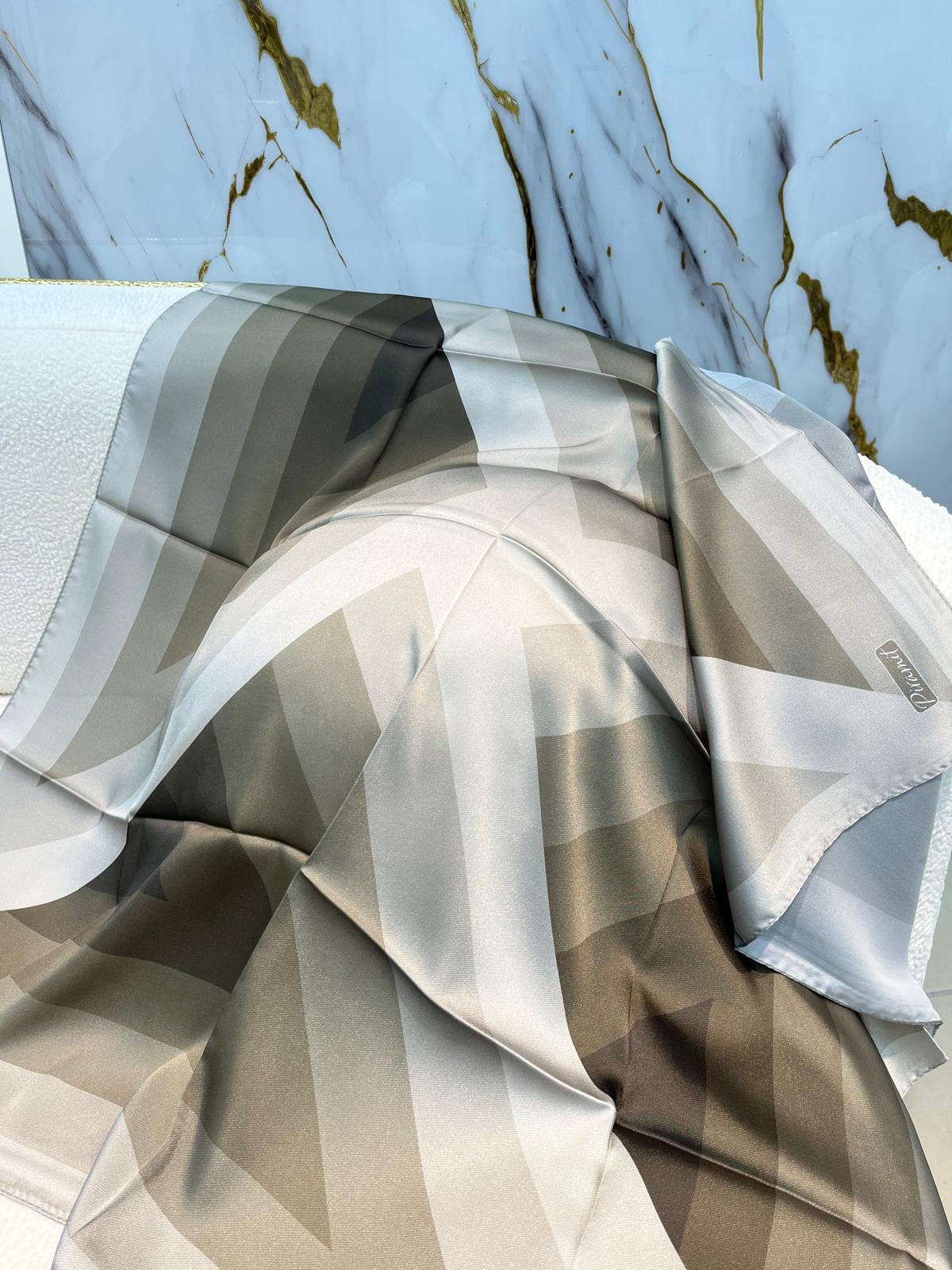 PİRAMİT  EŞARP 3815