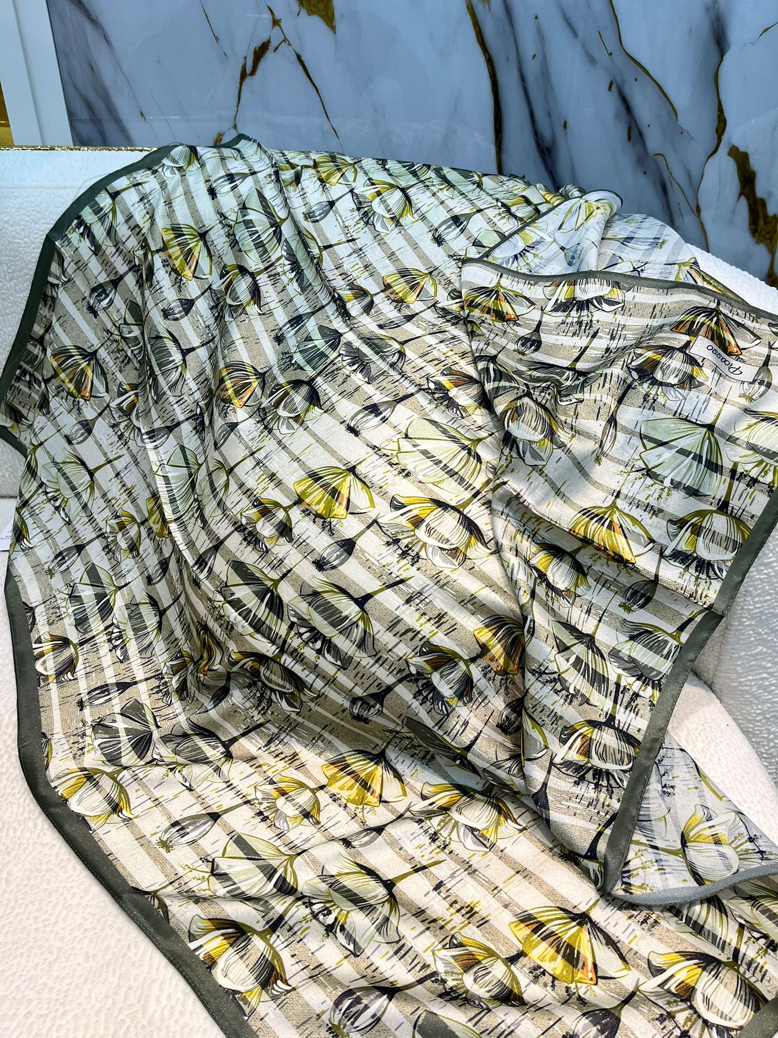 PİCASSO HİBRİT DİGİTAL KRİSTAL EŞARP 3816