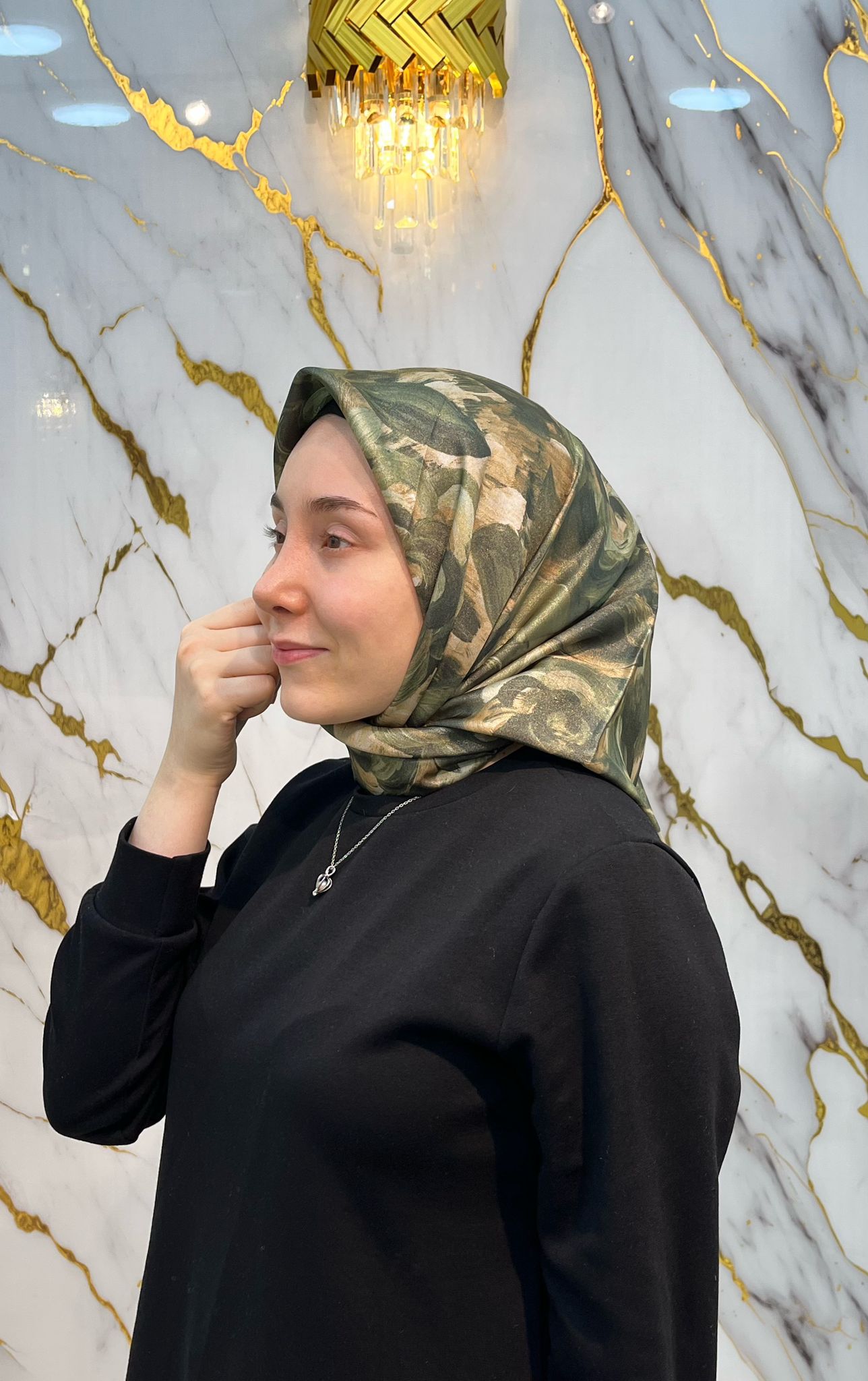 LEVİDOR KRİSTAL EŞARP 3822