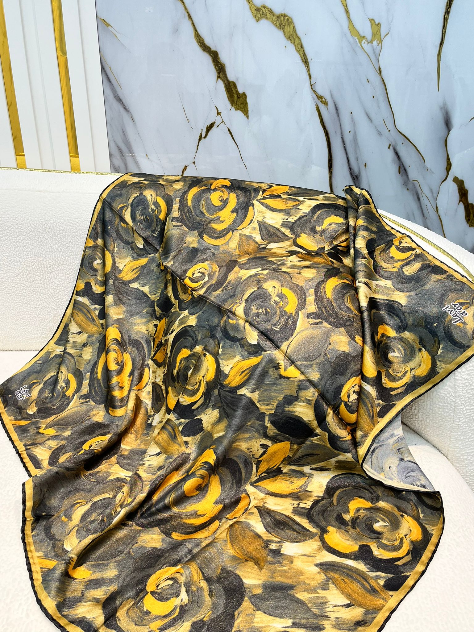 LEVİDOR KRİSTAL EŞARP 3822