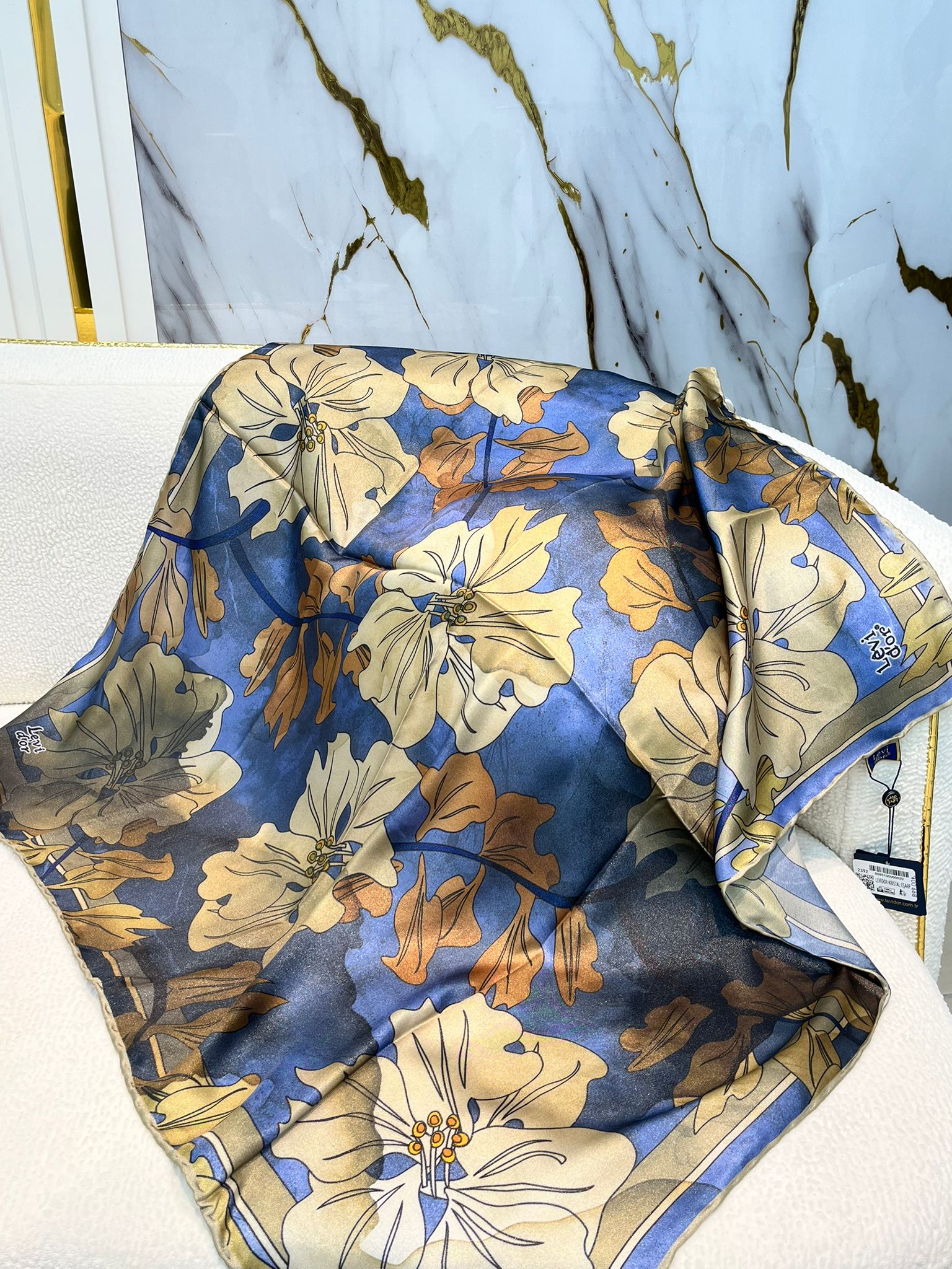 LEVİDOR KRİSTAL EŞARP 3823