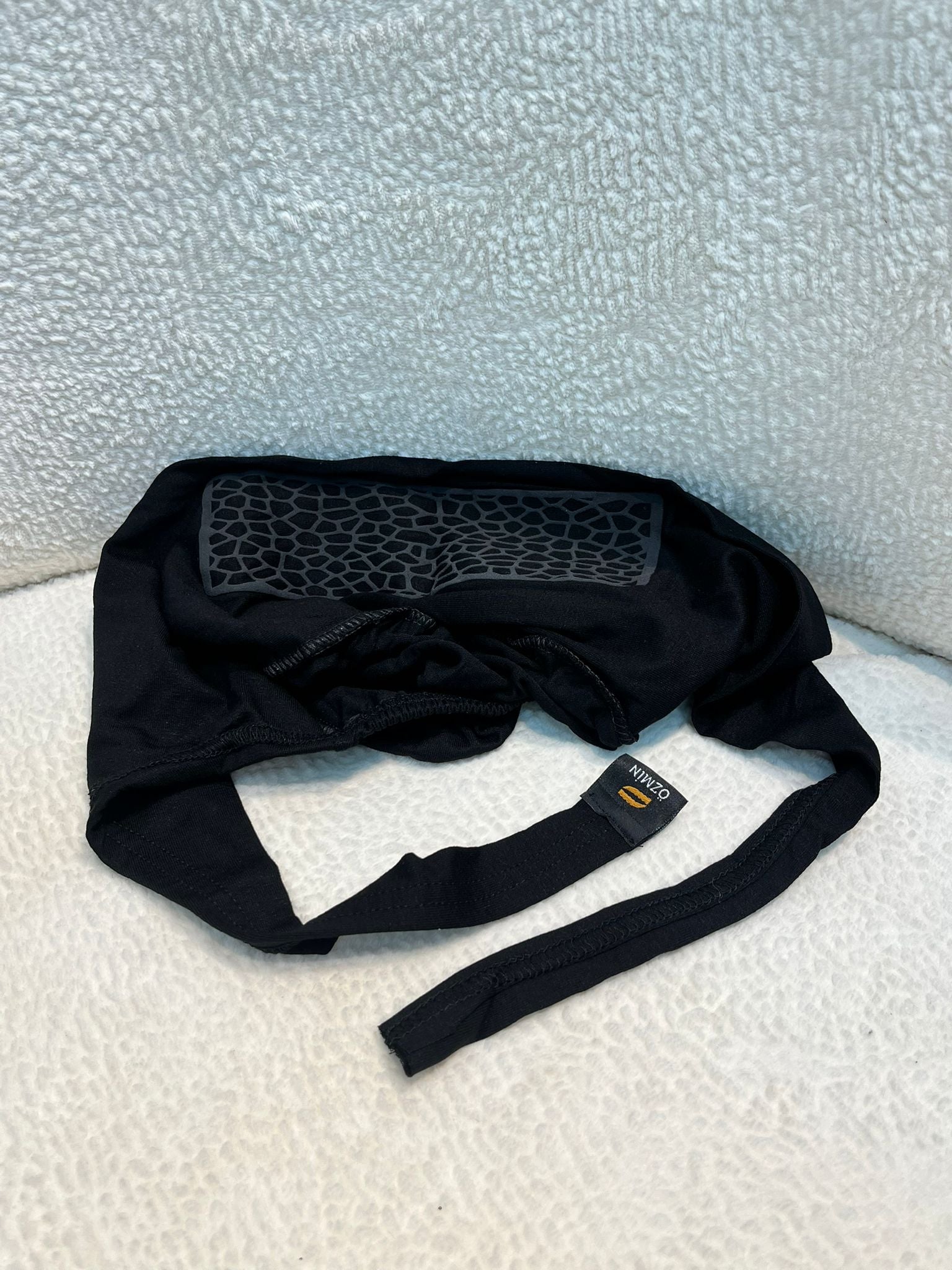 KAUÇUKLU KAYMAZ BONE 3824