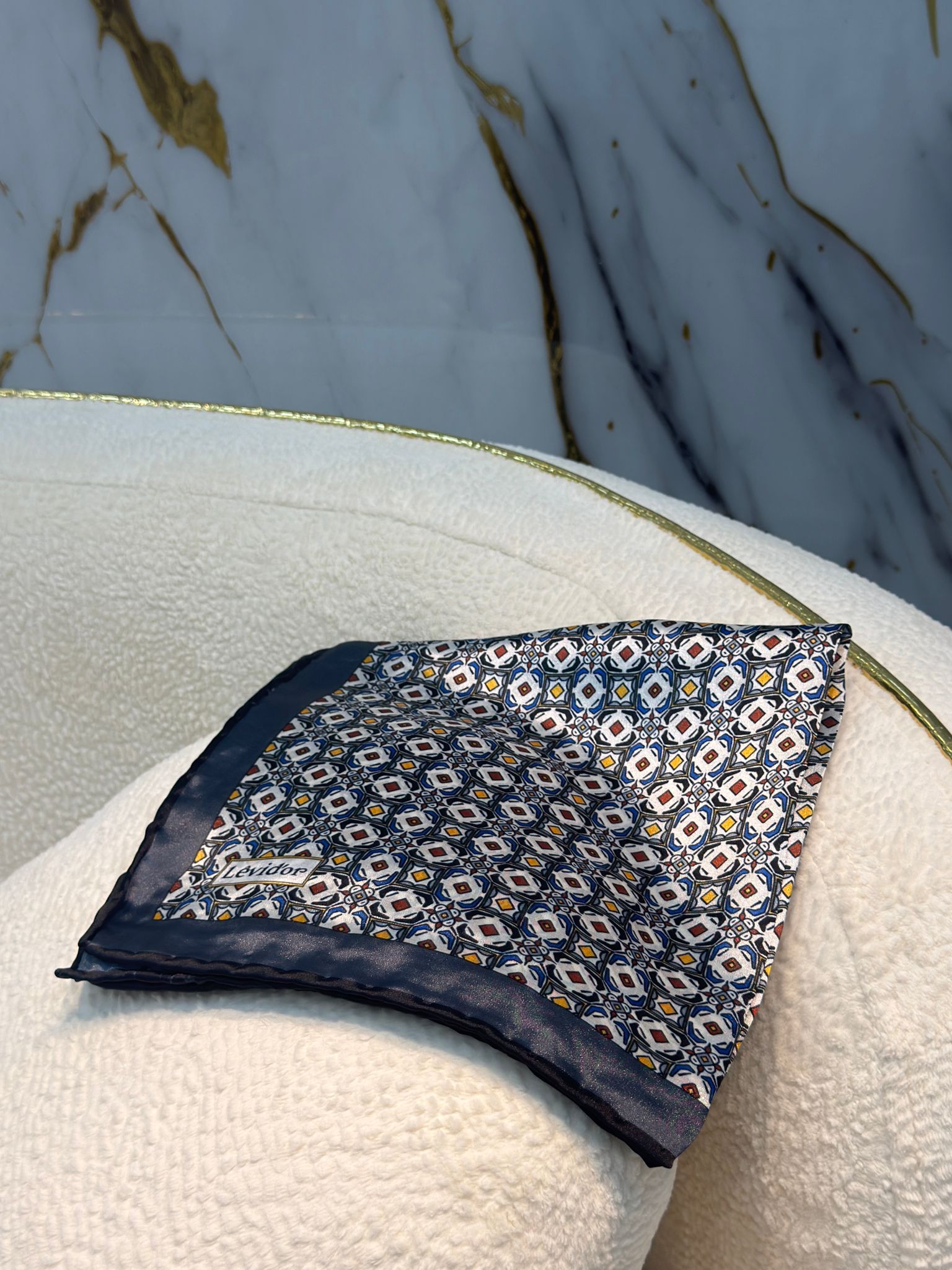 LEVİDOR HİNT İPEĞİ EŞARP 3806