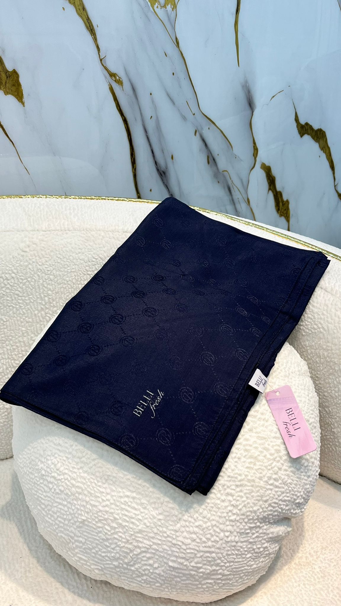 BELLİ MONOGRAM ŞAL 3837