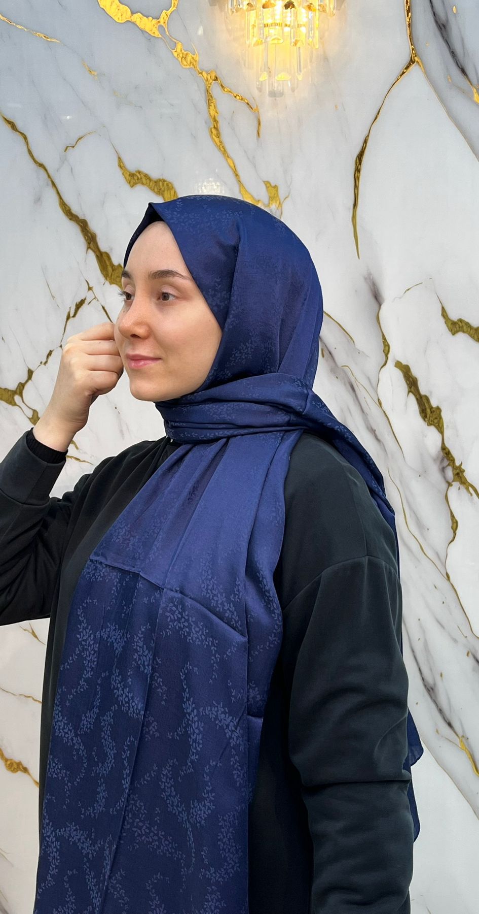 BELLİ FRESH LİVA ÇİÇEK DESEN ŞAL 3831